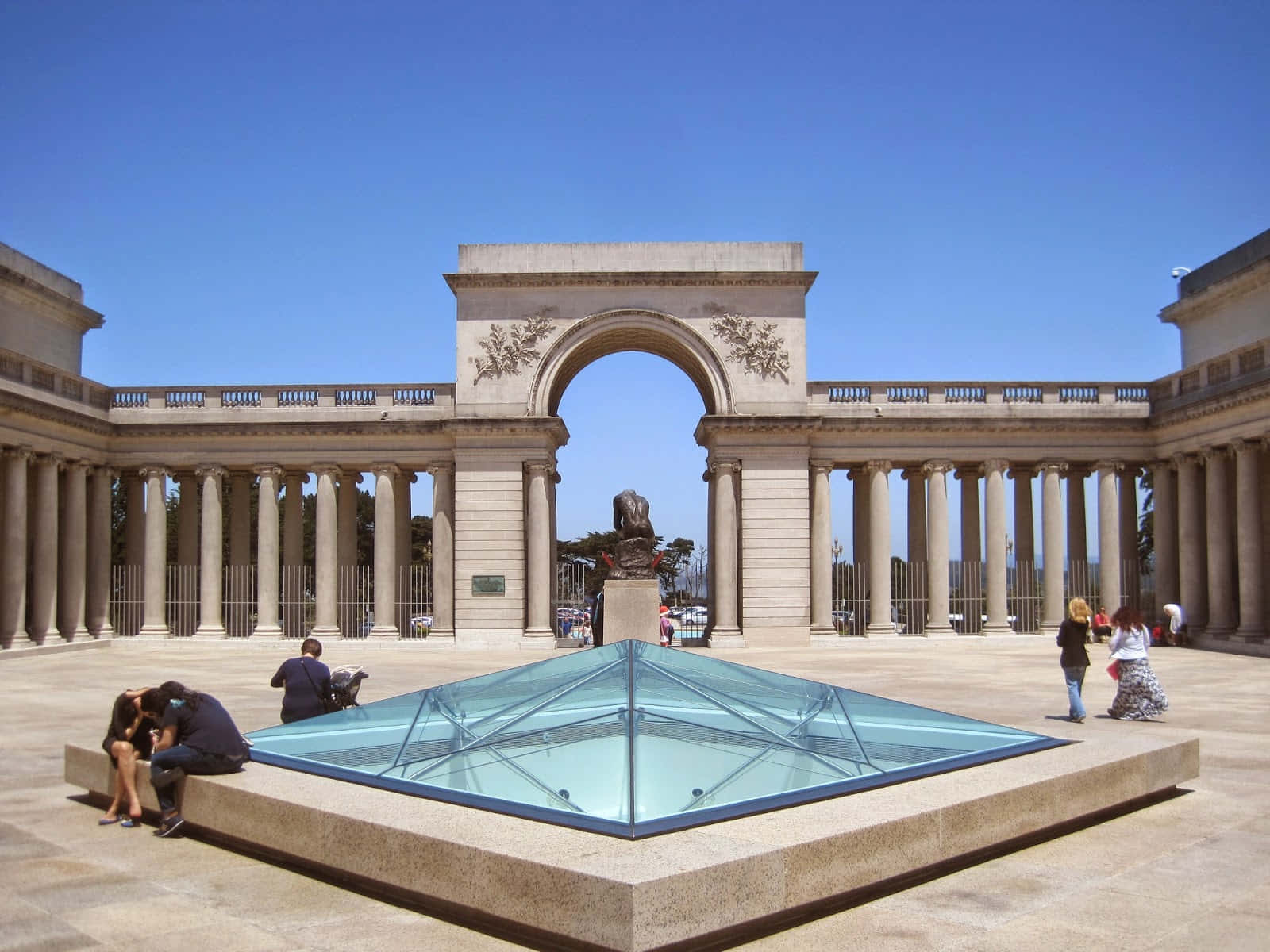 Legionof Honor Courtyard San Francisco Wallpaper