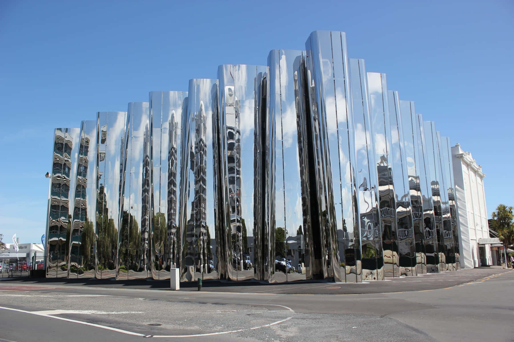 Len Lye Centre Facade New Plymouth Wallpaper