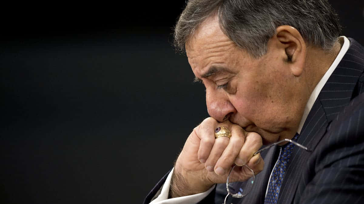 Leon Panetta Mouth On Hand Wallpaper