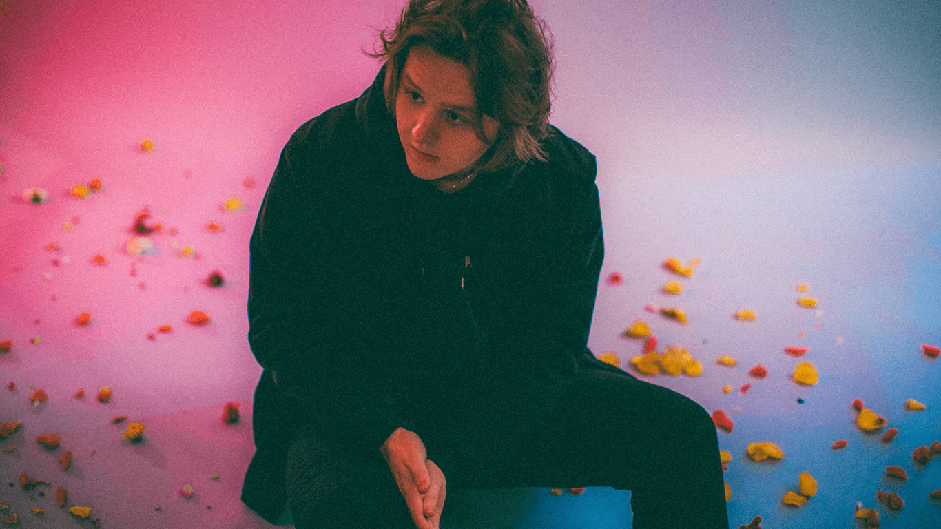 Lewis Capaldi Flowers Background Wallpaper