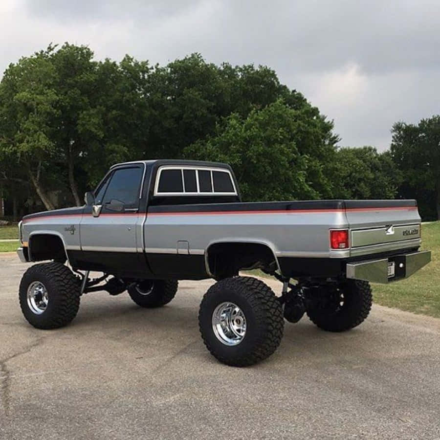 Lifted Square Body Chevy Truck Wallpaper