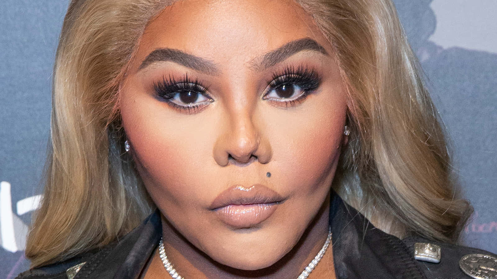 Lil Kim Close Up Portrait Wallpaper