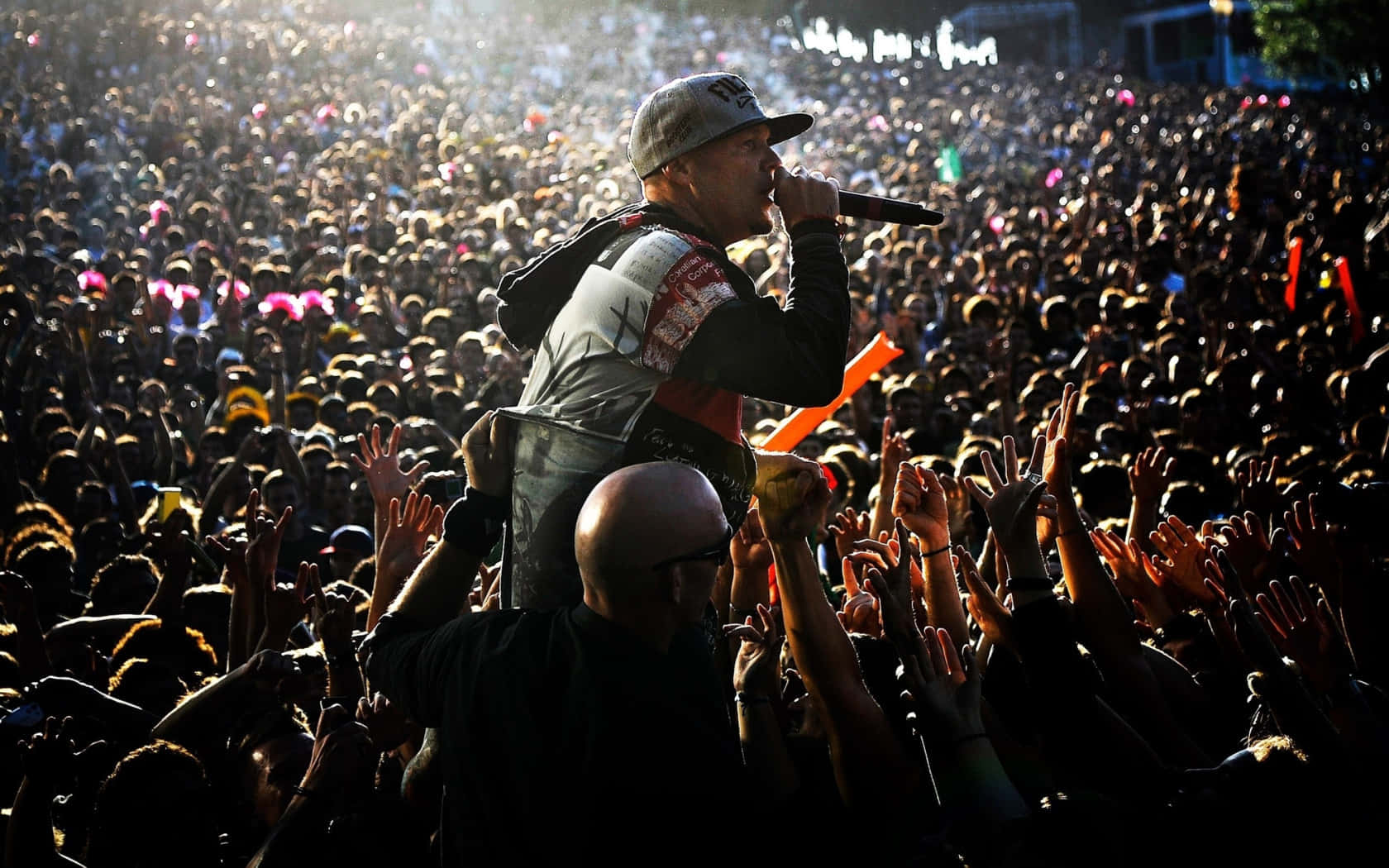 Limp Bizkit Live Concert Energy Wallpaper