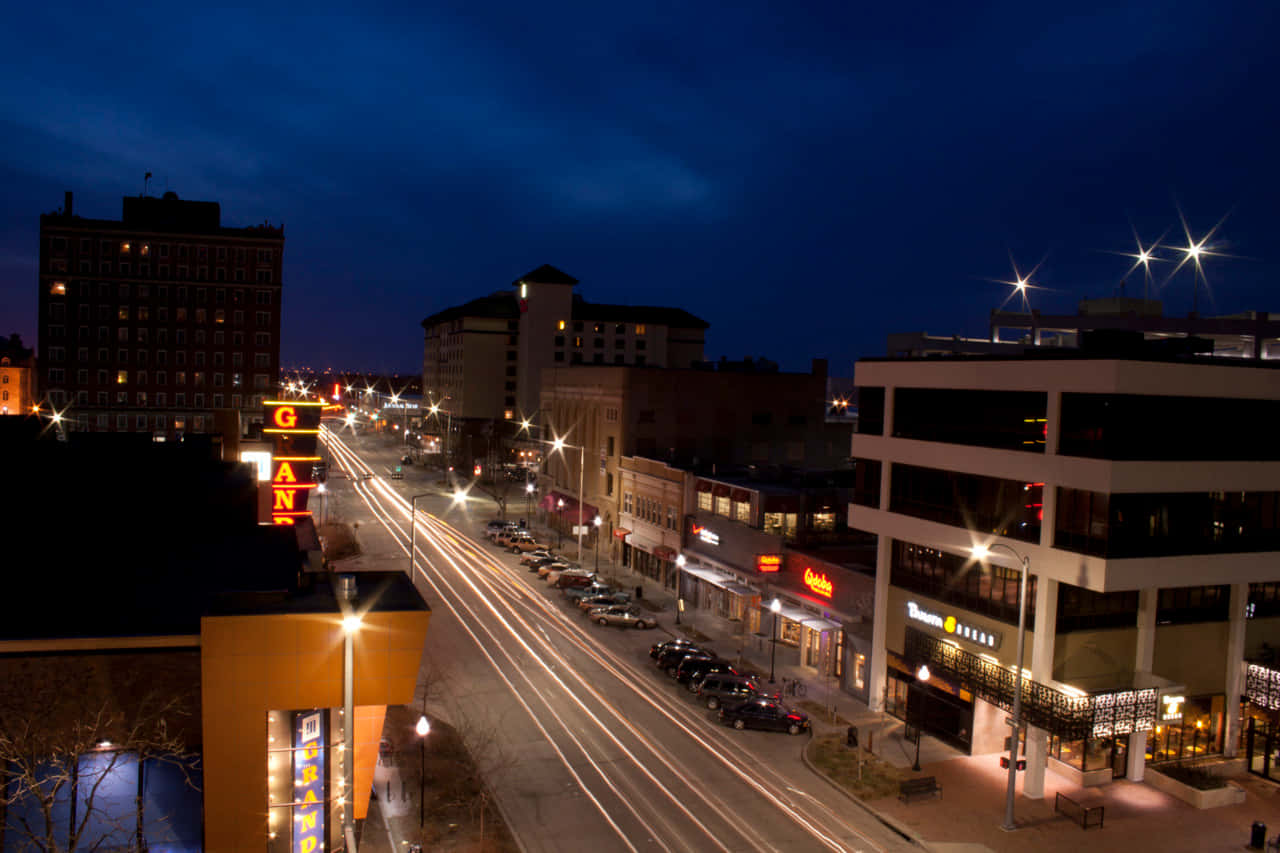 Lincoln Downtown Night Scene Wallpaper