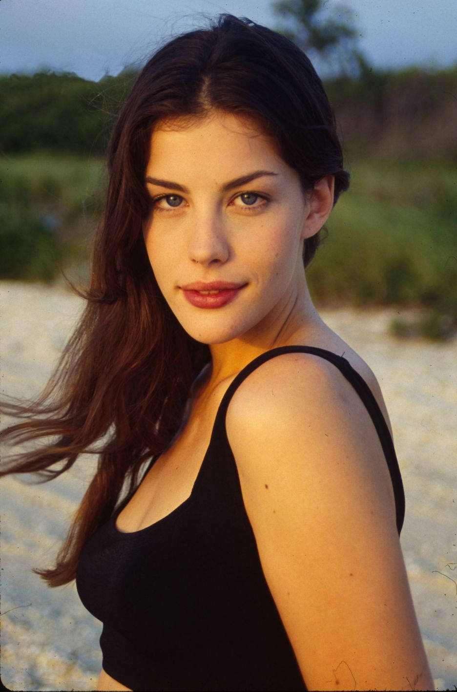 Liv Tyler Beach Babe Wallpaper