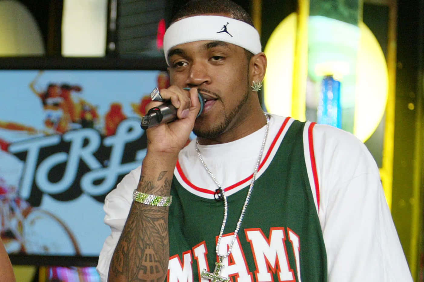 Lloyd Banks Performingat Event Wallpaper