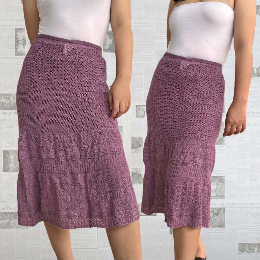 Look Beautiful In This Stylish Purple Skirt Wallpaper