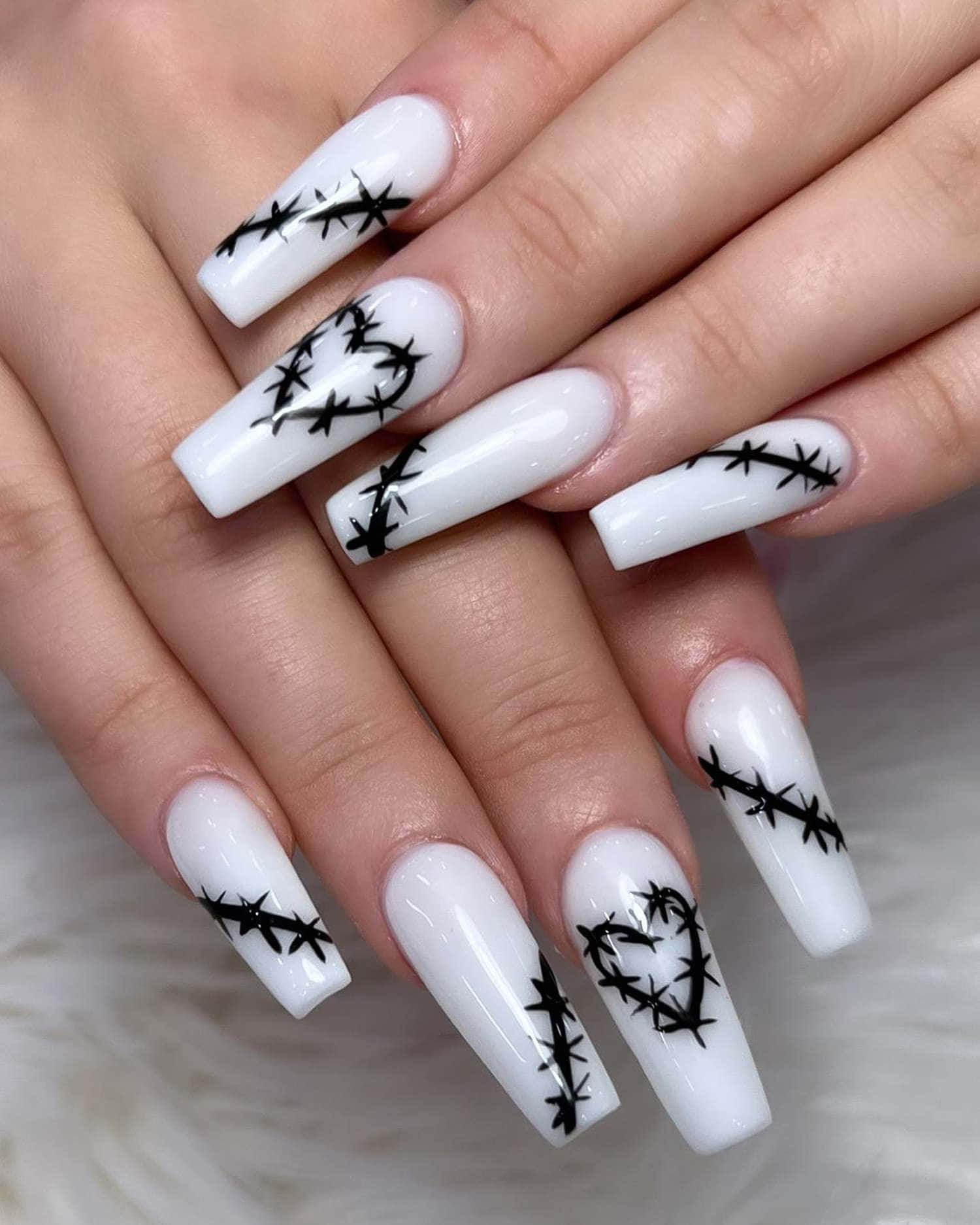 Look No Further For Spooky Halloween Nail Art Wallpaper