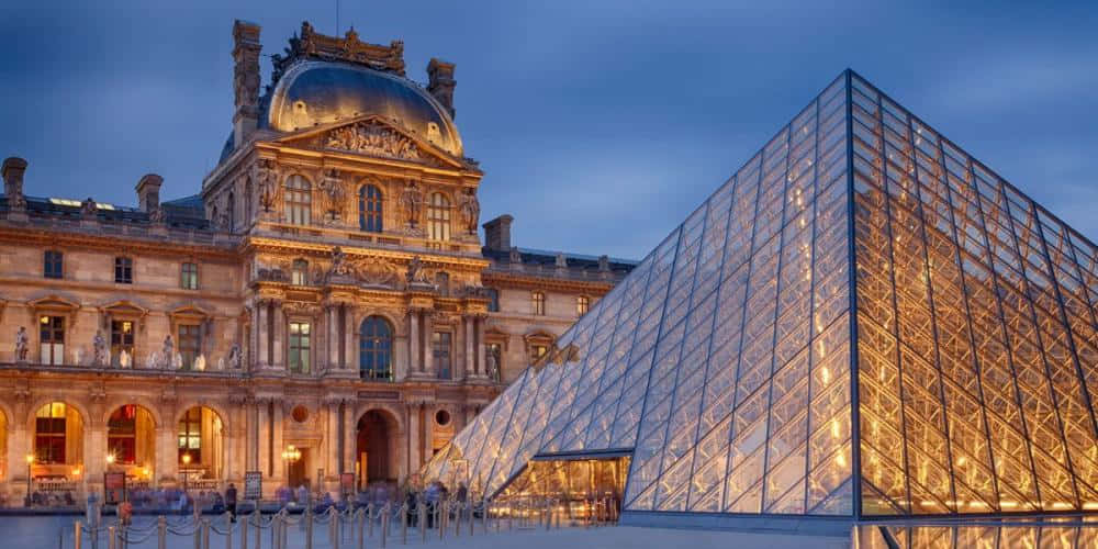 Louvre Museum Evening Glow Wallpaper