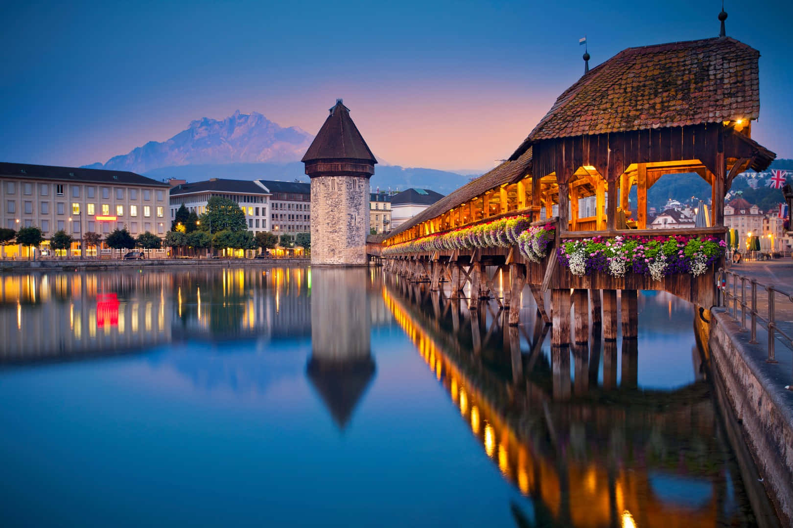 Lucerne Kapellbrucke Dusk View Wallpaper