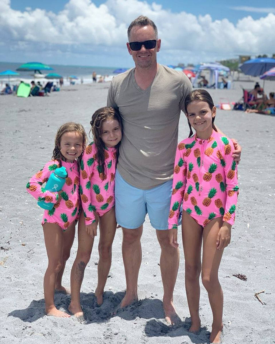 Luke Donald And Three Daughters Wallpaper