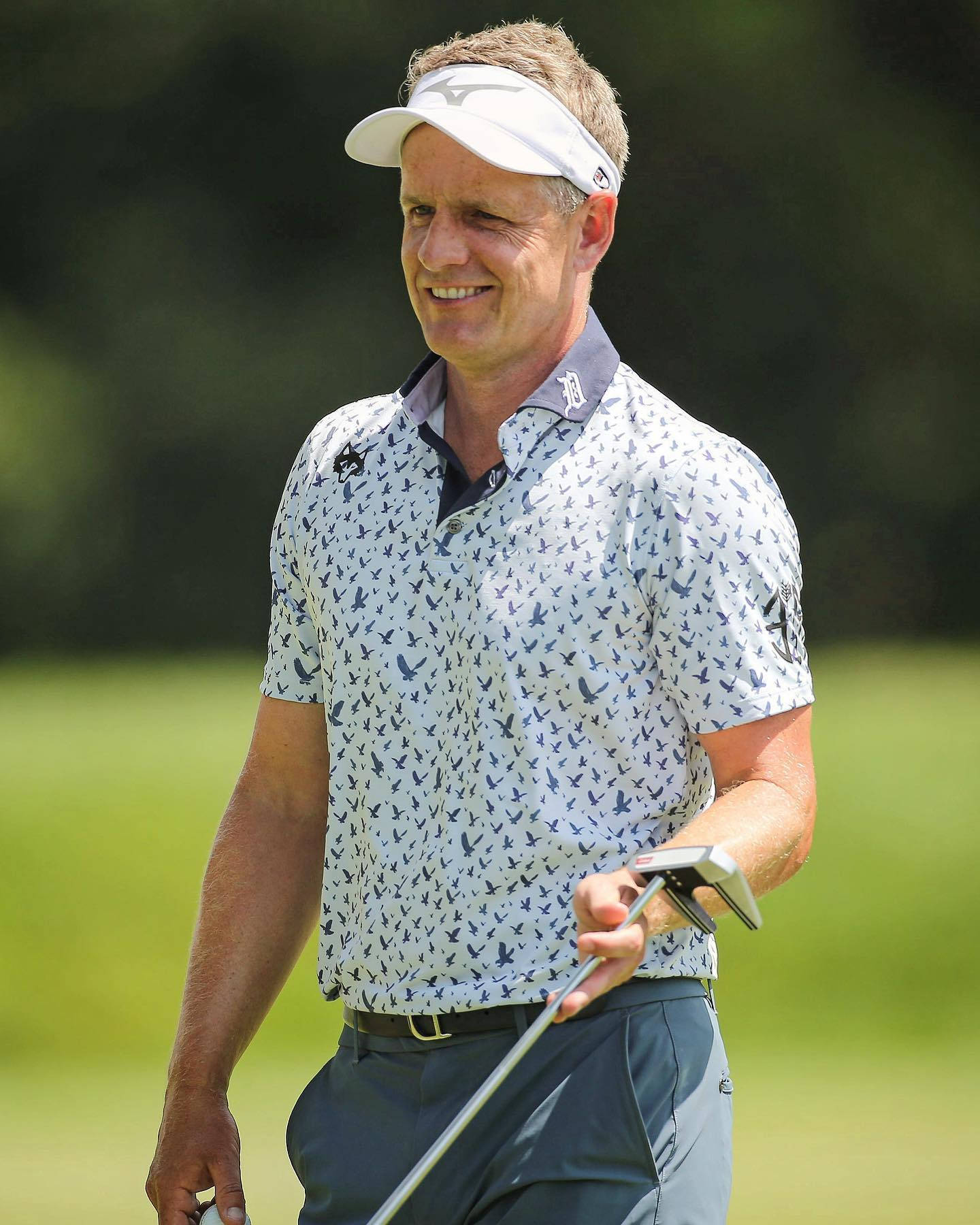 Luke Donald Smiling While Playing Wallpaper