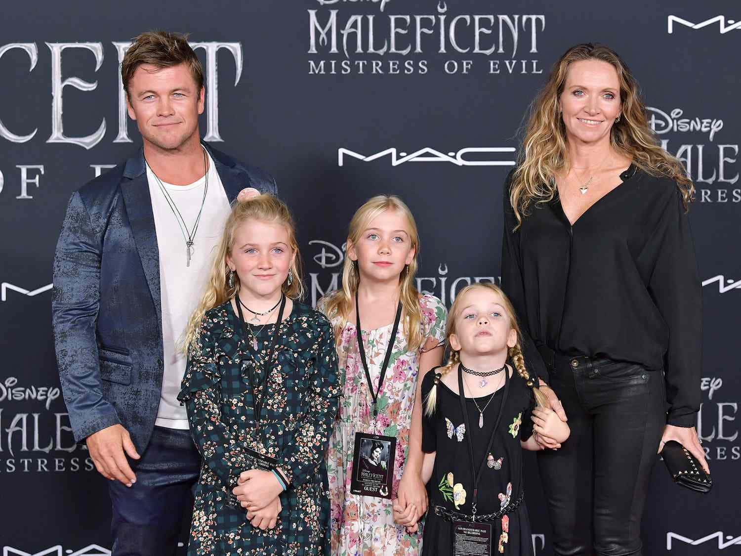 Luke Hemsworth Familyat Maleficent Premiere Wallpaper