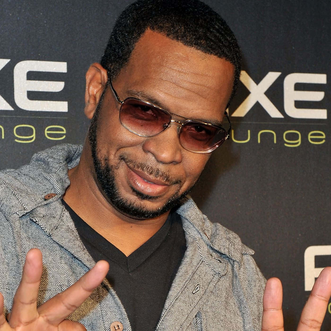 Luther Campbell Peace Sign Wallpaper