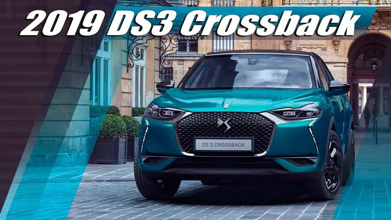 Luxurious Ds 3 Crossback In Urban Landscape Wallpaper