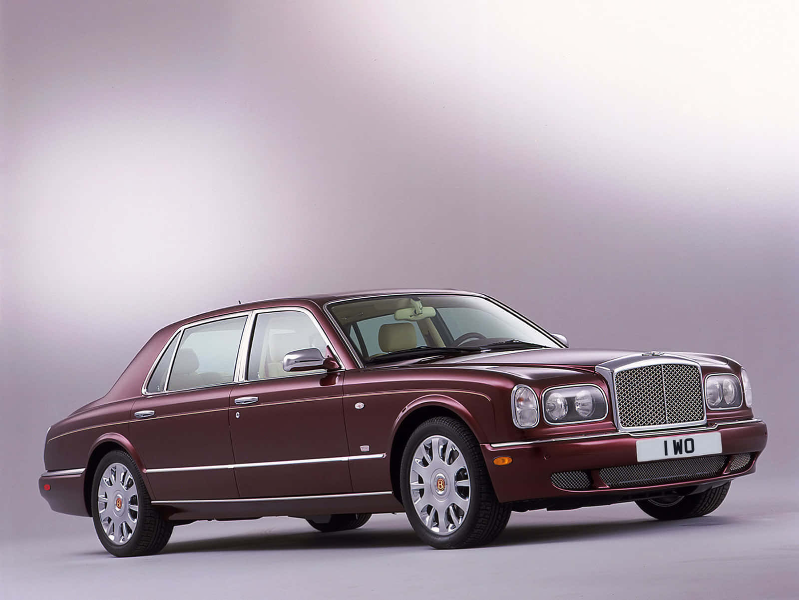 Luxury And Elegance - Bentley Arnage Wallpaper