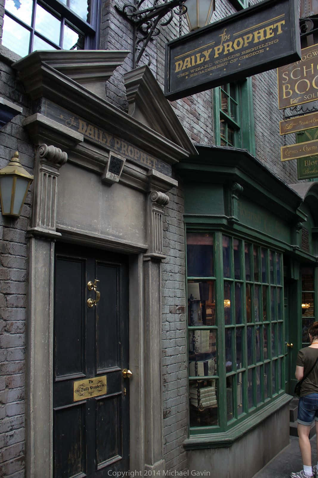 Magical Diagon Alley In The Wizarding World Of Harry Potter Wallpaper