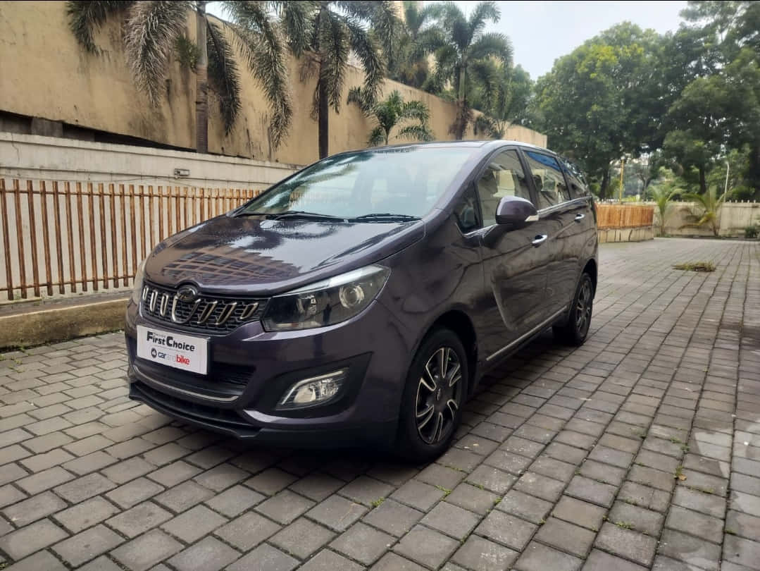 Mahindra Marazzo Parked Outdoors Wallpaper