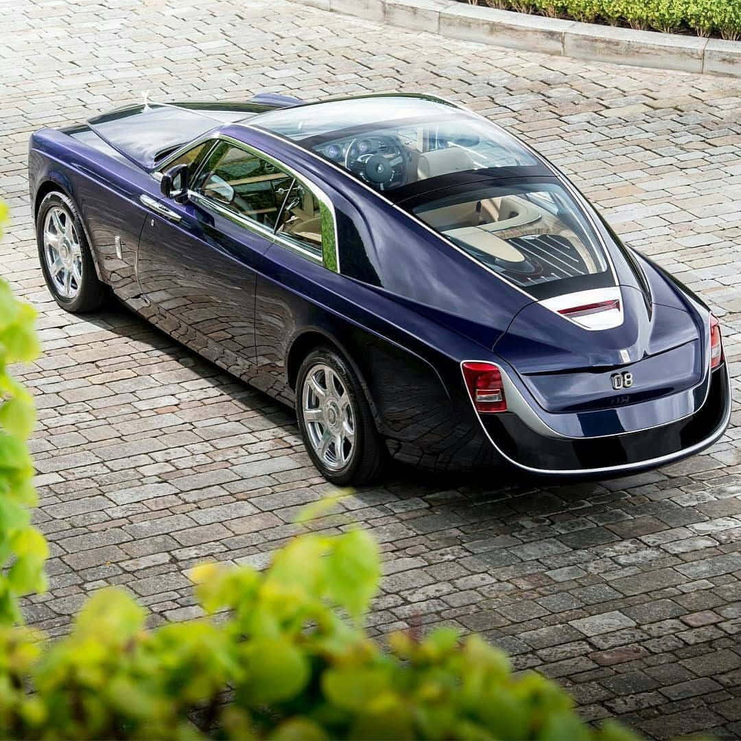 Majestic Beauty Of Rolls Royce Sweptail Wallpaper