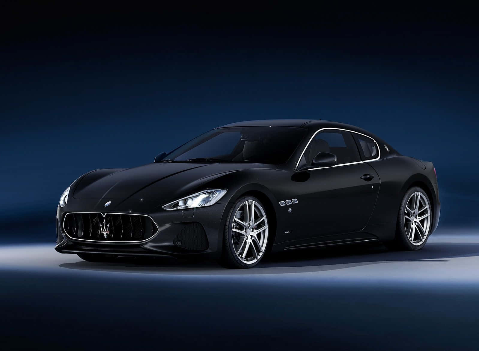 Majestic Maserati Quattroporte In Motion Wallpaper