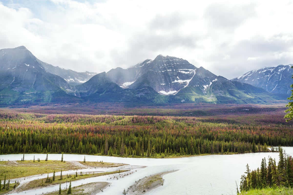 Majestic Mountain Valley Landscape Wallpaper