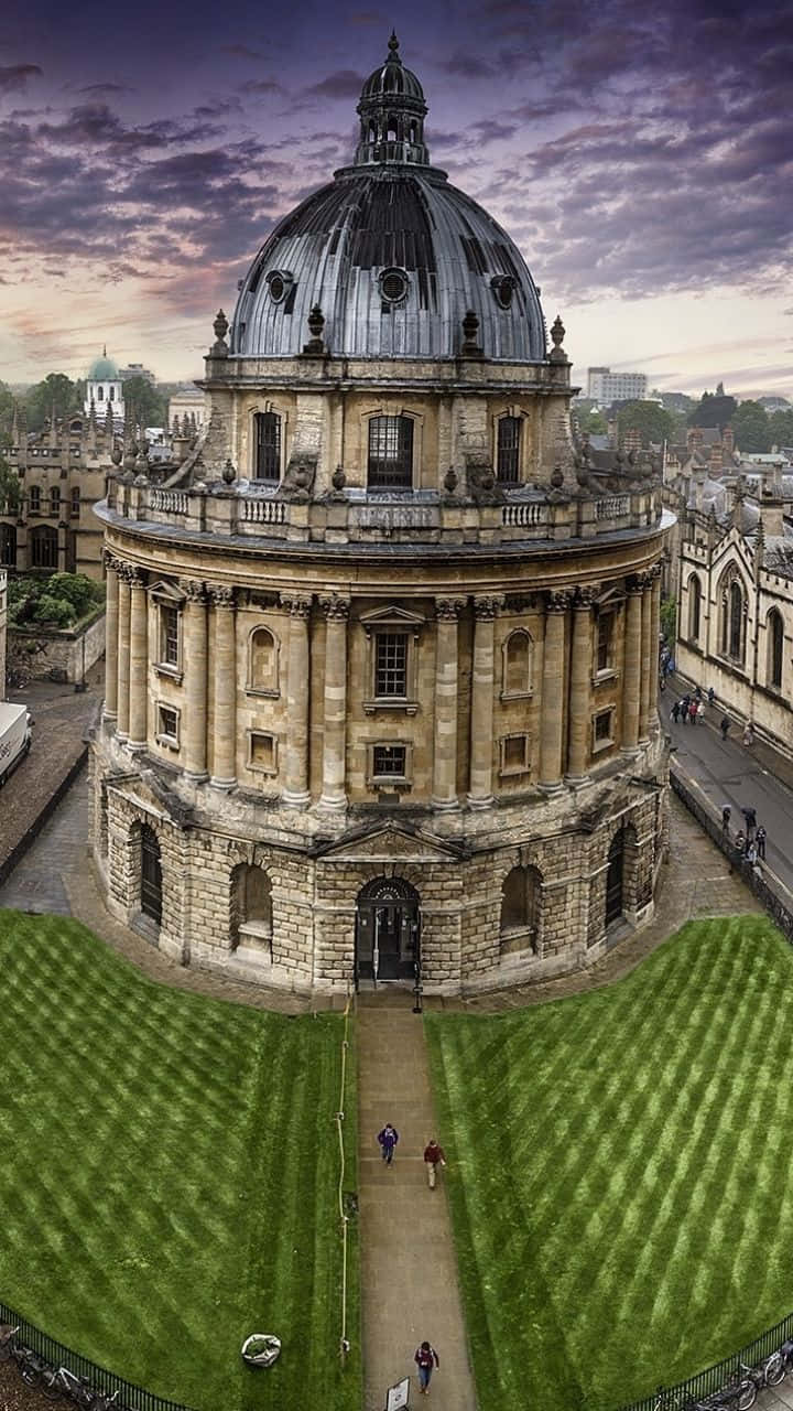 Majestic Radcliffe Camera At Oxford University Wallpaper