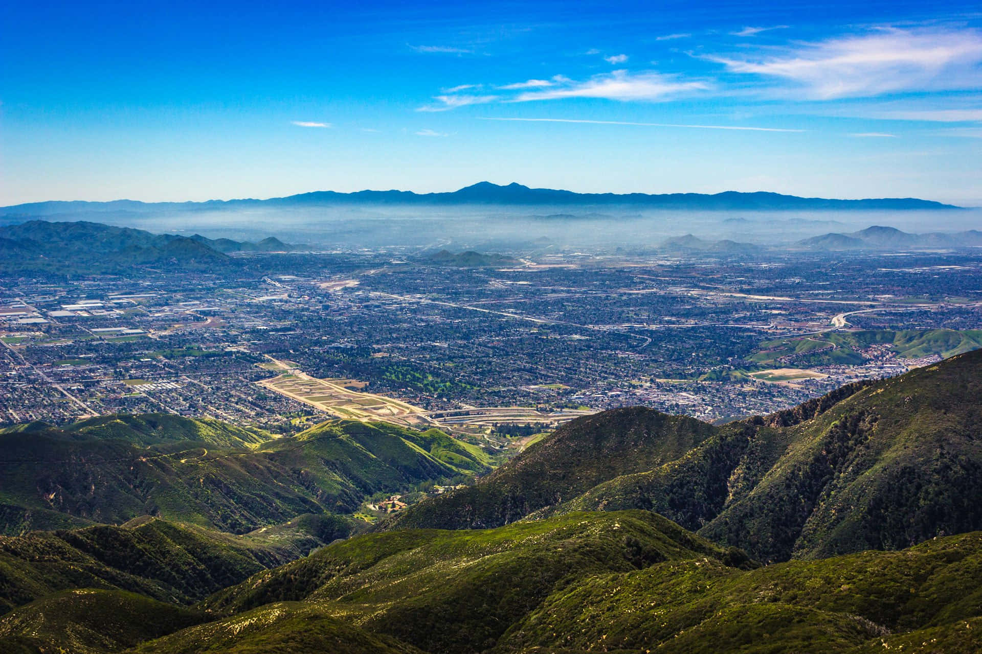 Majestic San Bernardino Mountains In Southern California Wallpaper