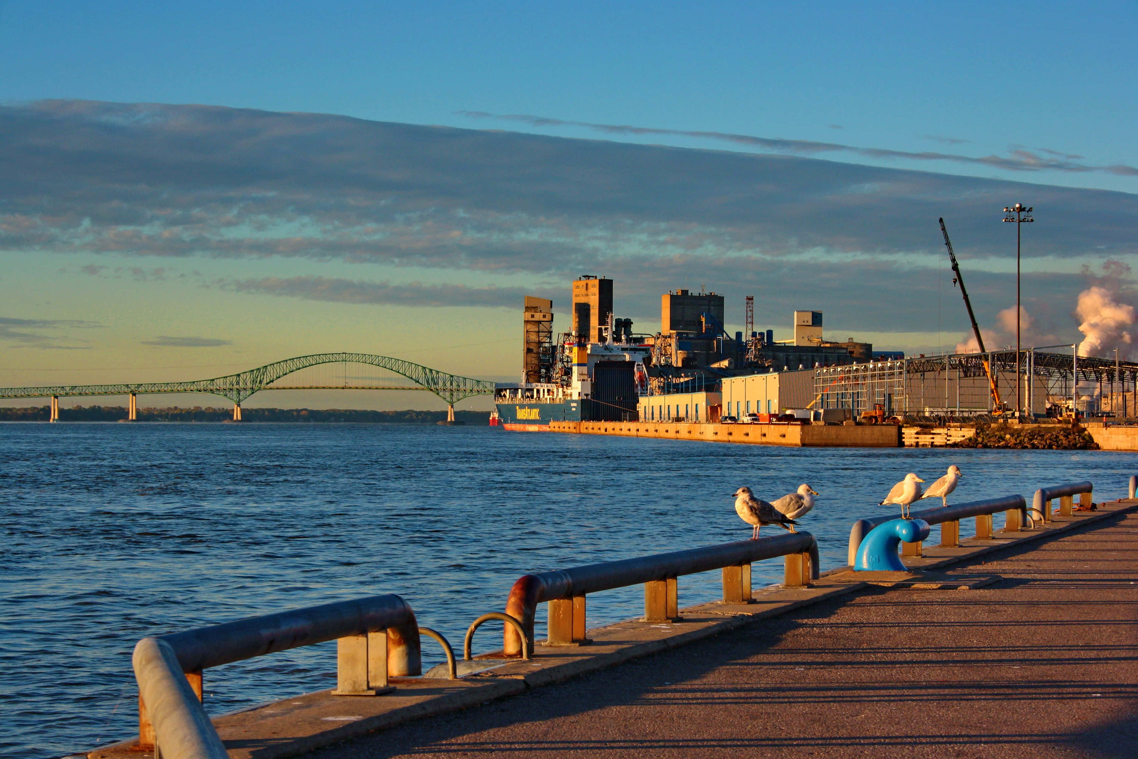 Majestic Sunset Over Trois Rivieres, Canada Wallpaper