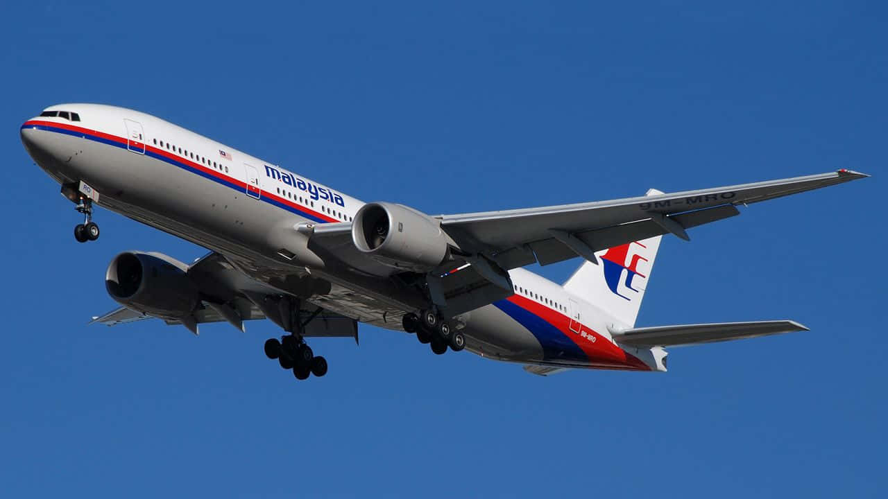 Malaysia Airlines Boeing777 Mid Flight Wallpaper