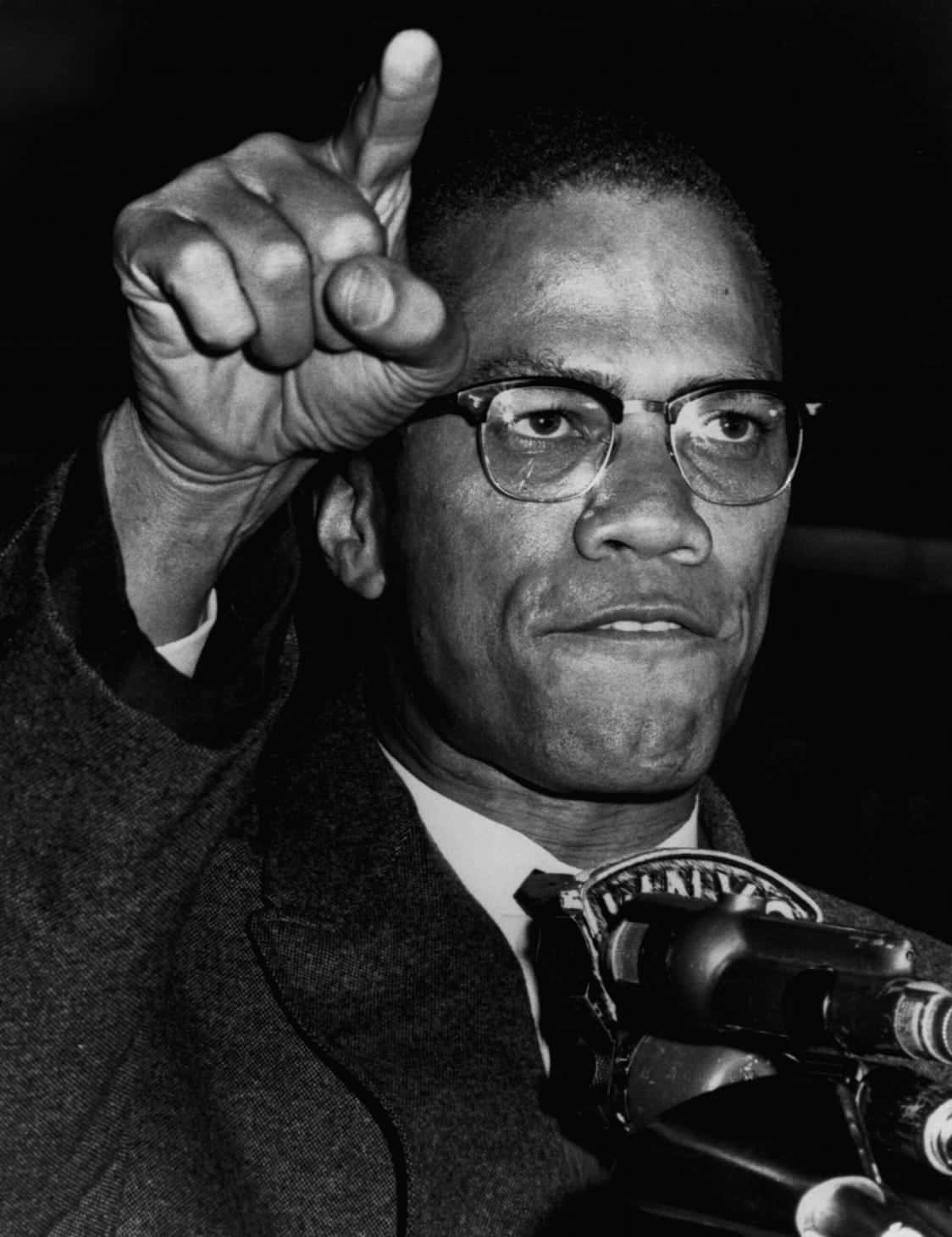 Malcolm X Speaking Pointing Wallpaper