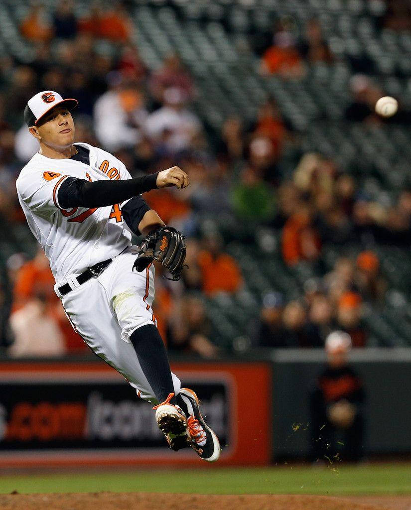 Manny Machado Jump Wallpaper