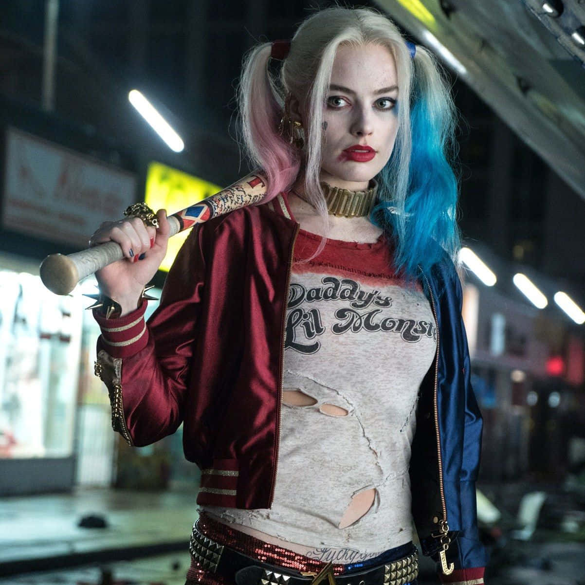 Margot Robbie As Dc Comics Super Villain Harley Quinn Wallpaper