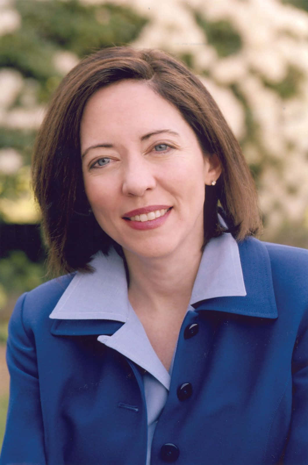 Maria Cantwell In Blue Blazer Wallpaper