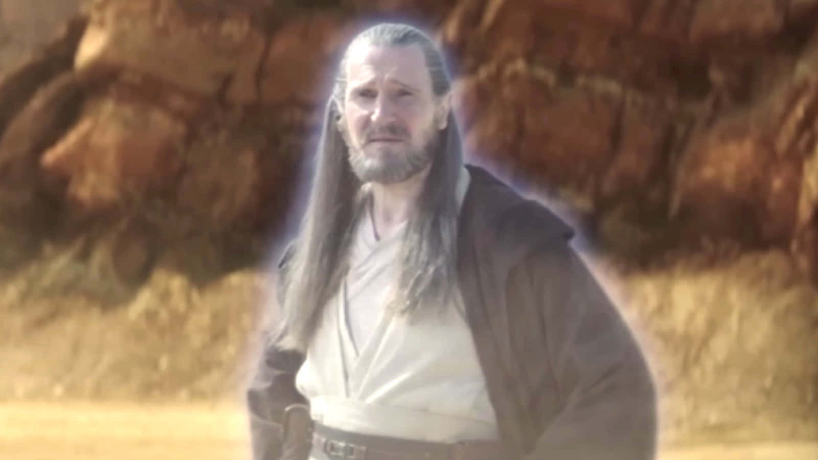 Master Qui-gon Jinn In Action Wallpaper