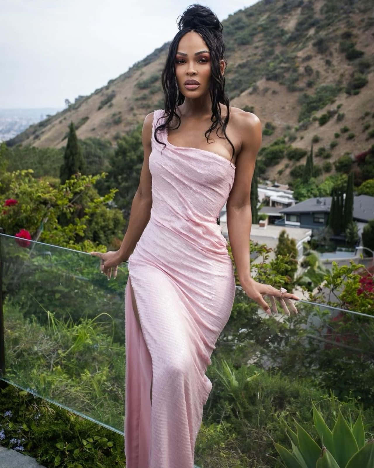 Meagan Good Elegant Pink Dress Wallpaper