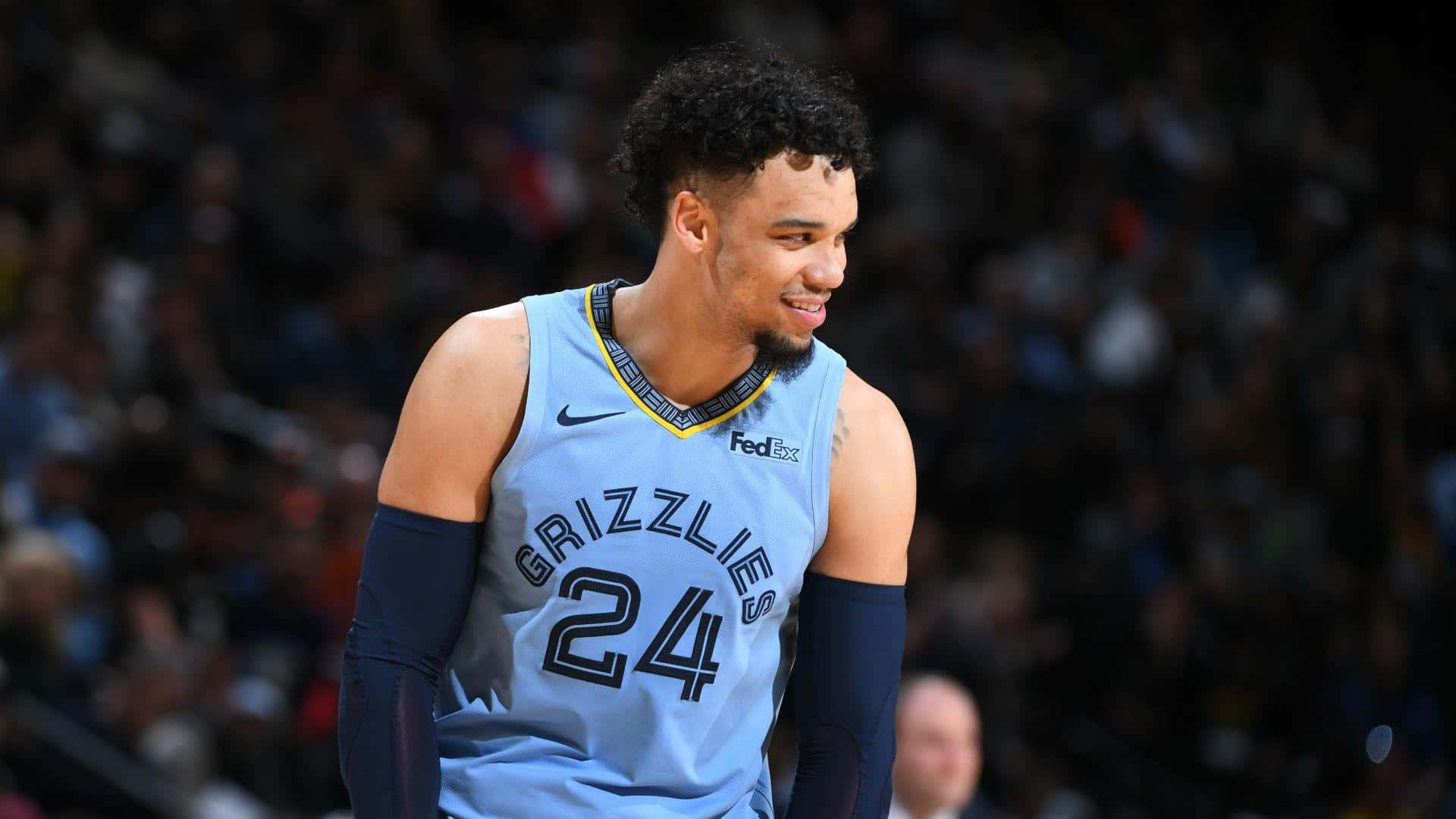 Memphis Grizzlies Star Dillon Brooks In Action Wallpaper