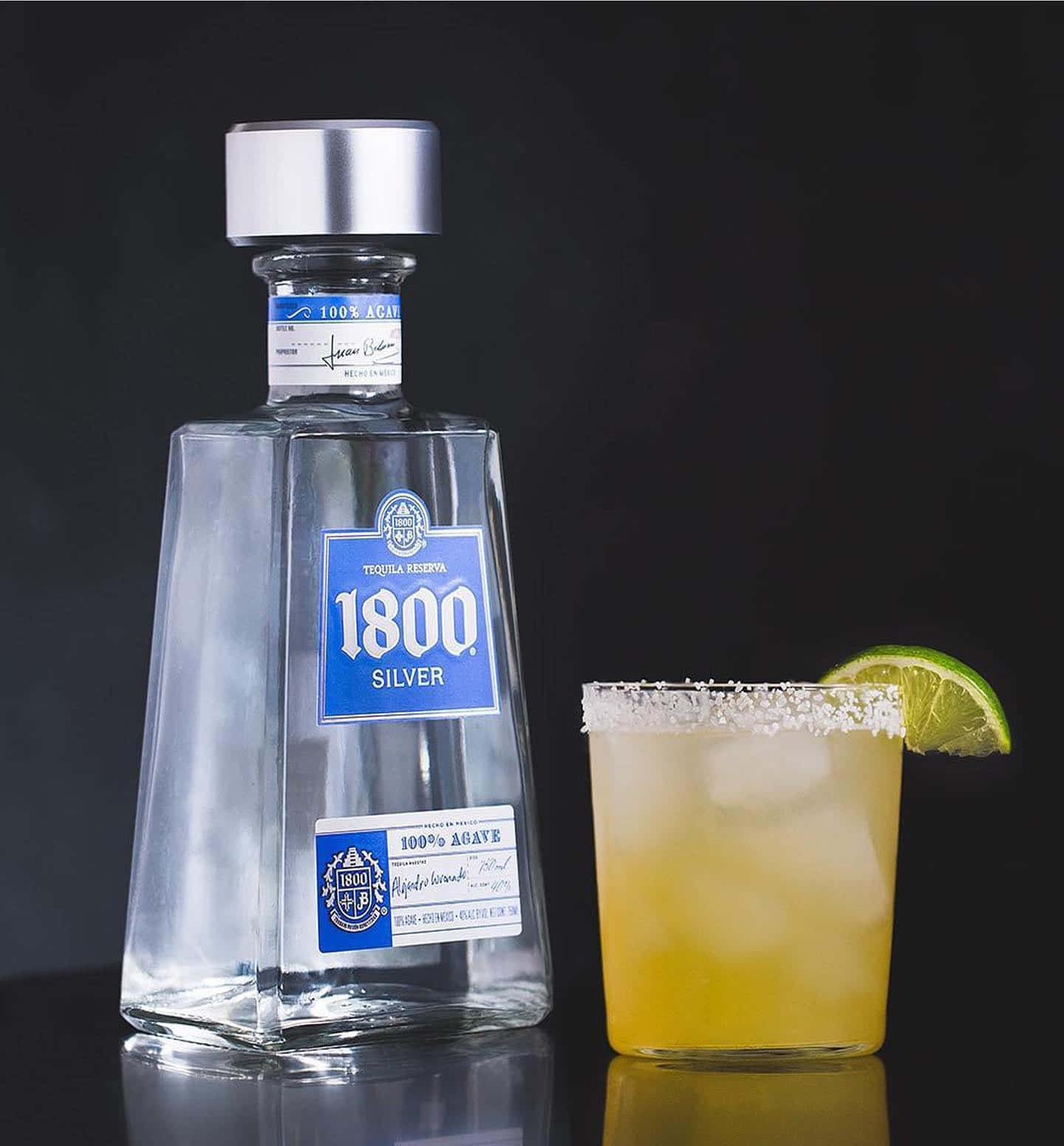 Mexican Brand 1800 Tequila Reserva Silver Margarita Wallpaper