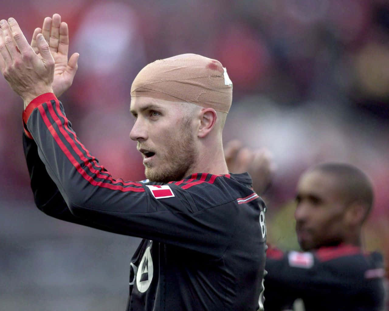 Michael Bradley Praises Supporters Wallpaper