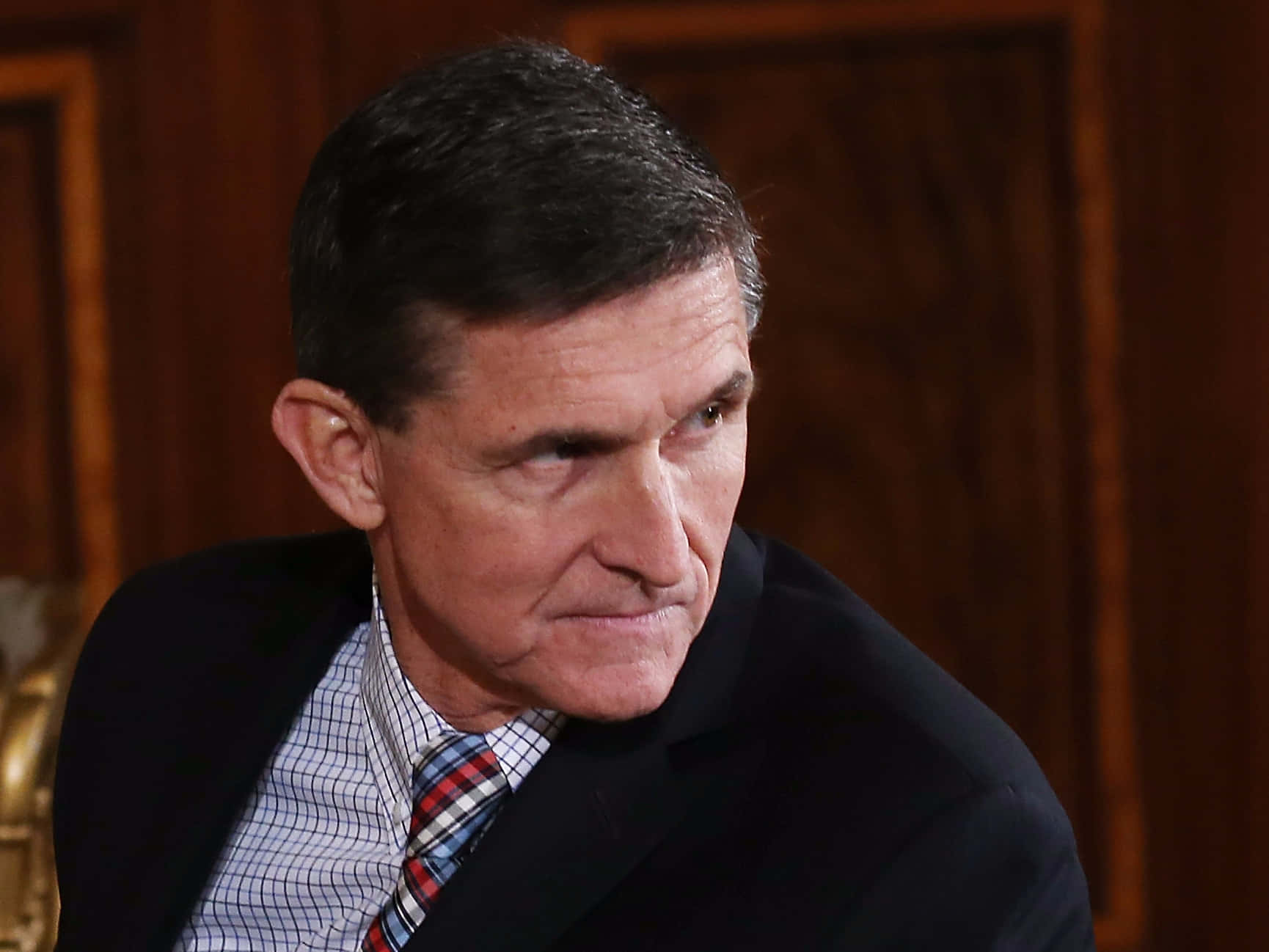 Michael Flynn Side Glance Wallpaper