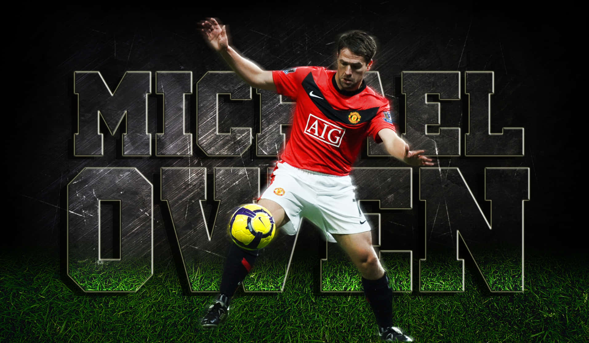 Michael Owen, In Striking Football Poses Wallpaper