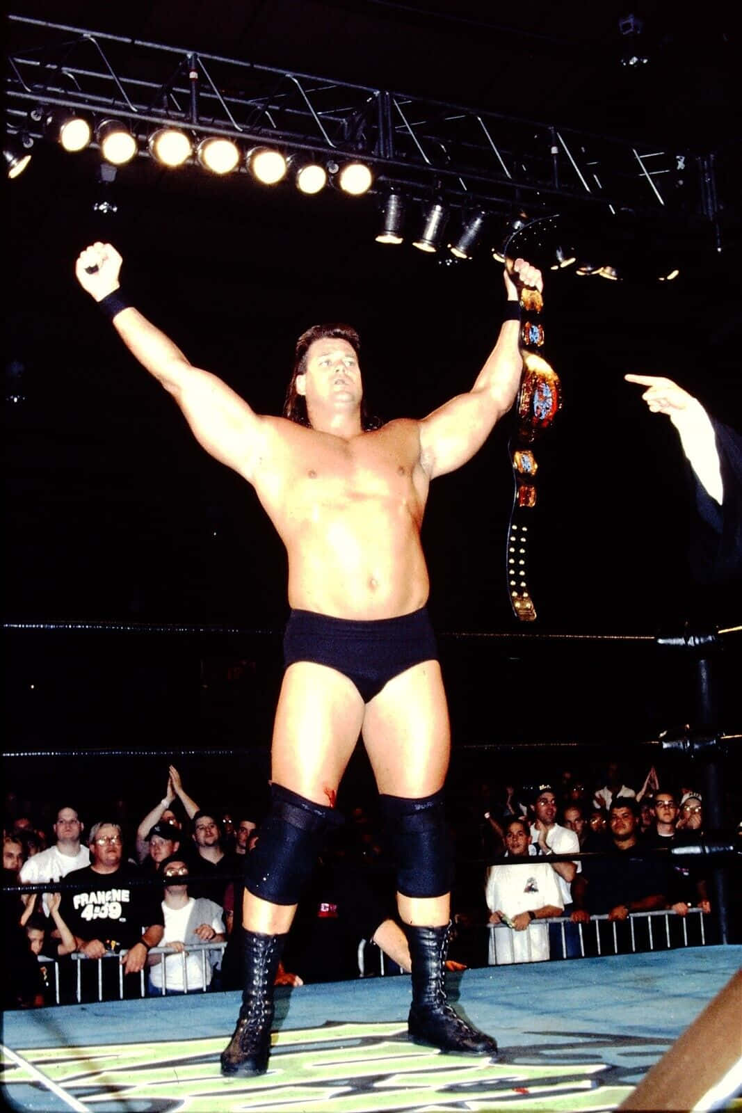 Mike Awesome Fmw World Heavyweight Champion Wallpaper