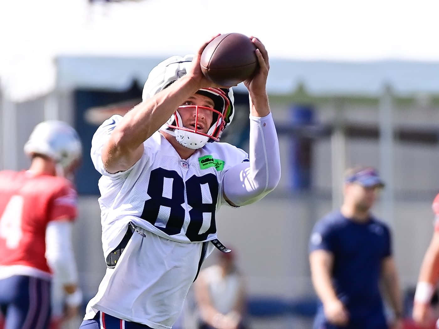 Mike Gesicki Catching Football Practice Wallpaper