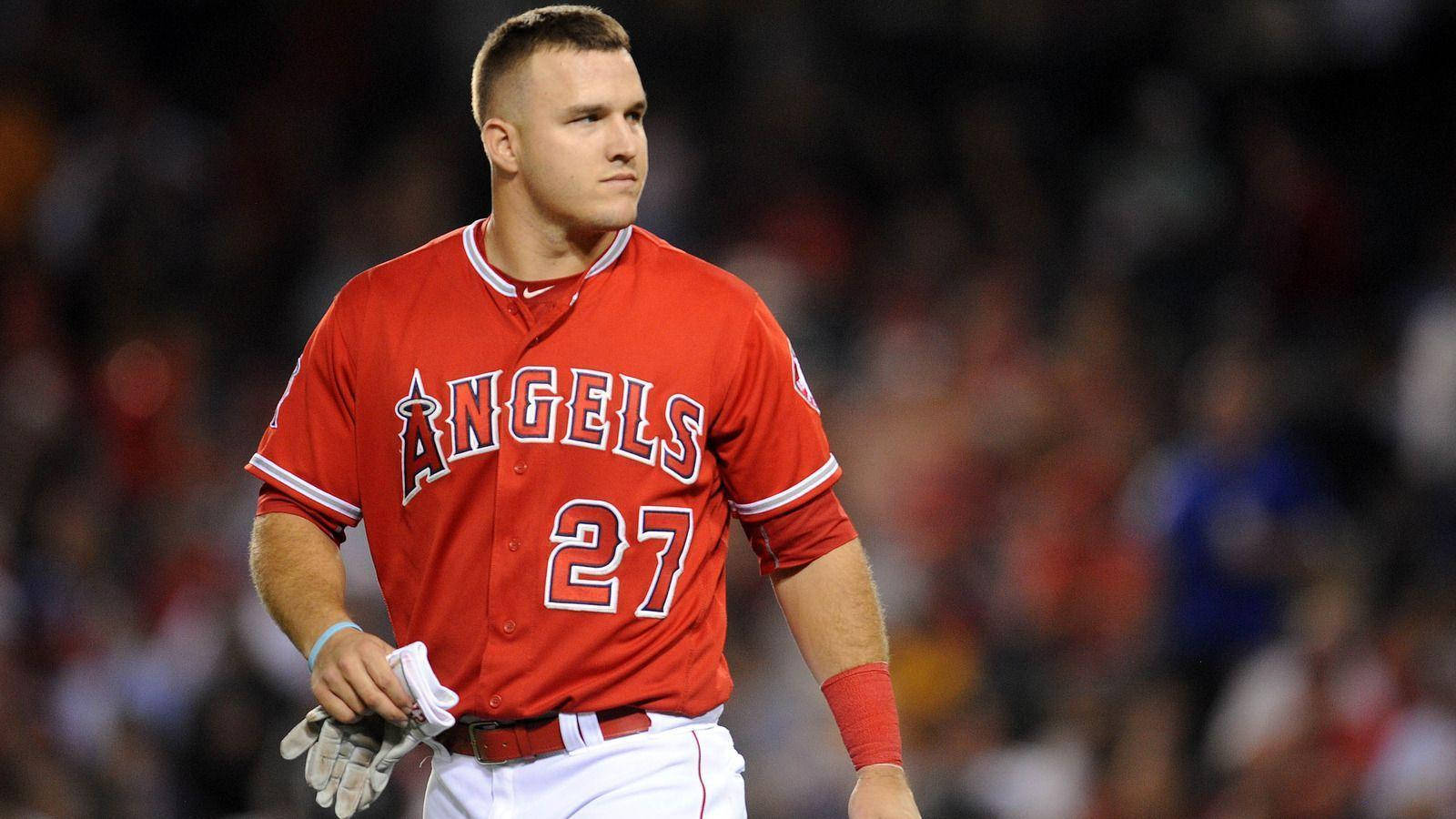 Mike Trout Center Fielder Wallpaper