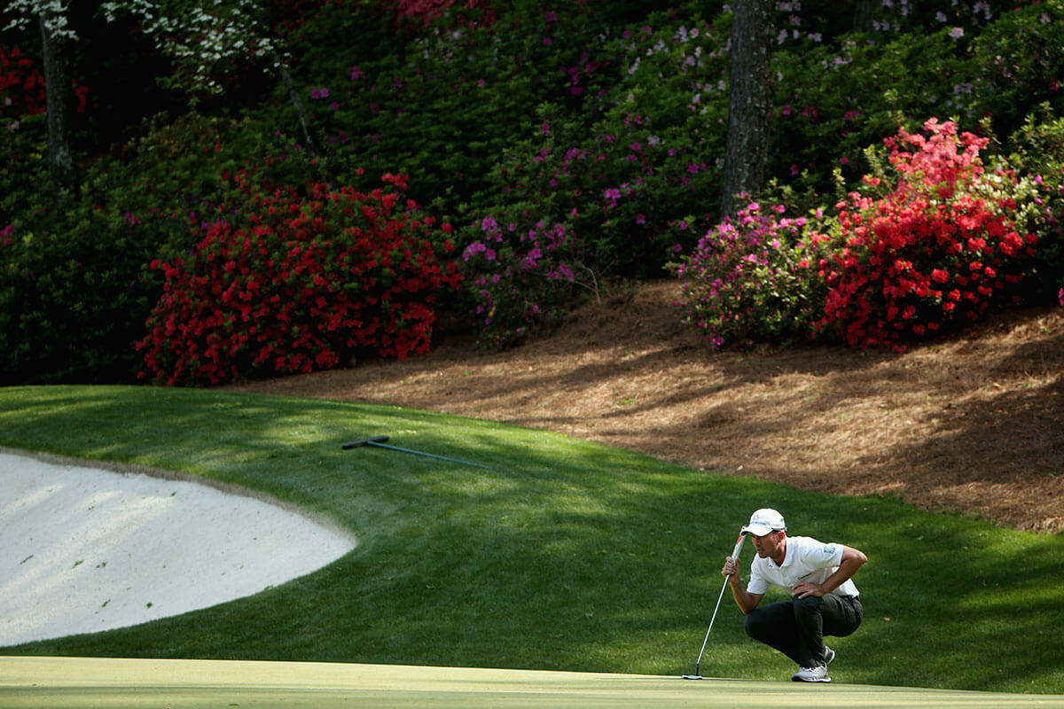 Mike Weir On Golf Course Wallpaper