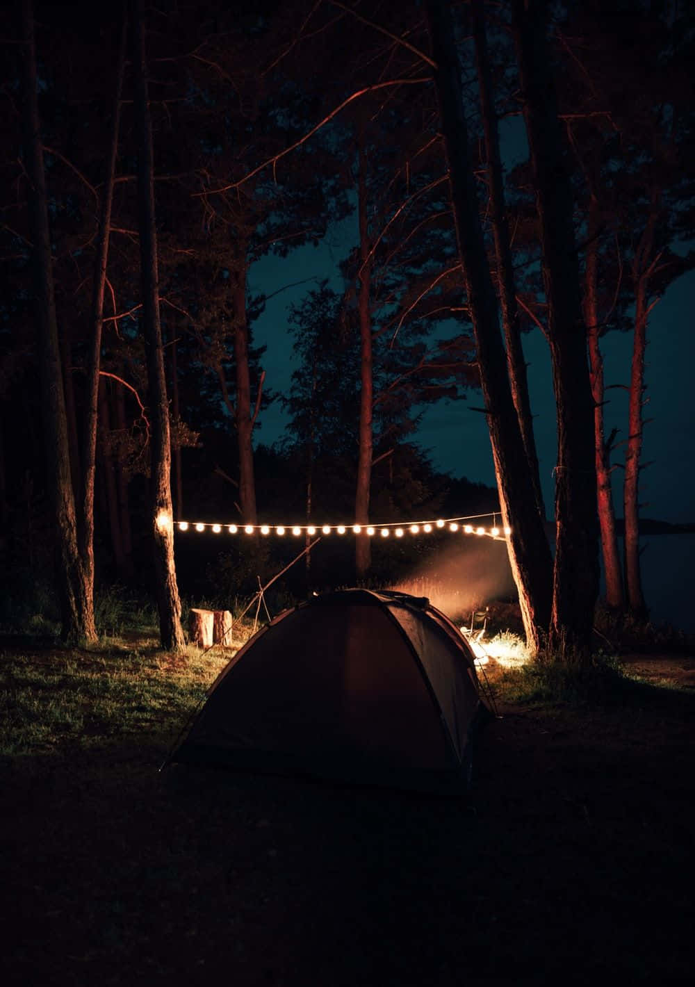 Minimalist Camping In The Wilderness Wallpaper