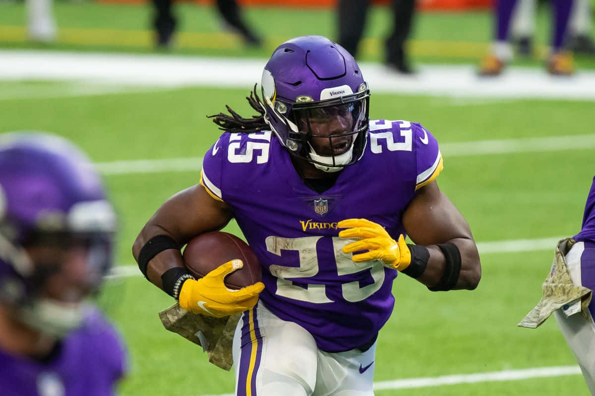 Minnesota Vikings Running Back Action Wallpaper