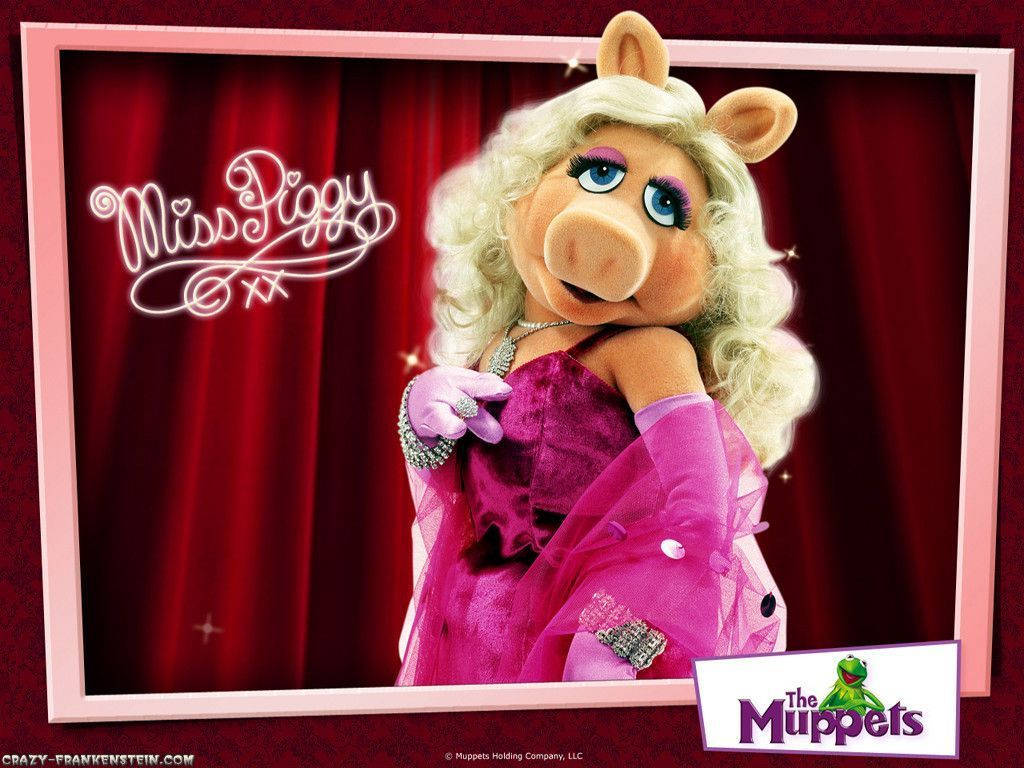 Miss Piggy In Cute Pink Dress Wallpaper