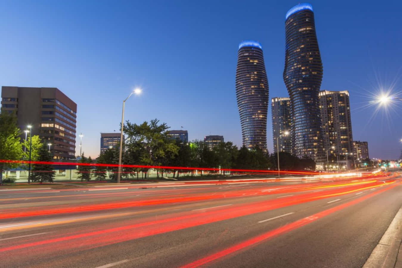 Mississauga Twilight Cityscape Wallpaper