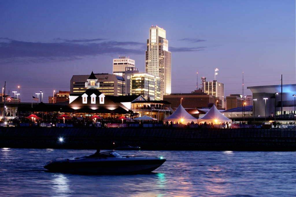 Missouri River And Omaha City Wallpaper