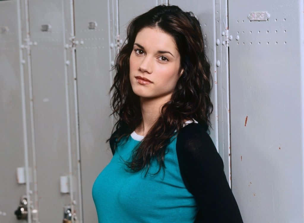 Missy Peregrym Locker Backdrop Wallpaper